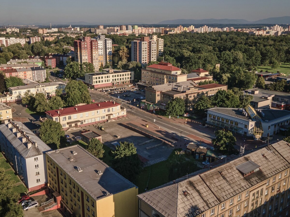 /Strategické pozemky k prodeji Ova-Jih 2024/web_Dron_foto_pozemek_Cujkovova.jpg